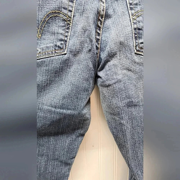 Levi's Relaxed Bootcut 550 16 S Medium Wash Good Condition - Picture 12 of 16